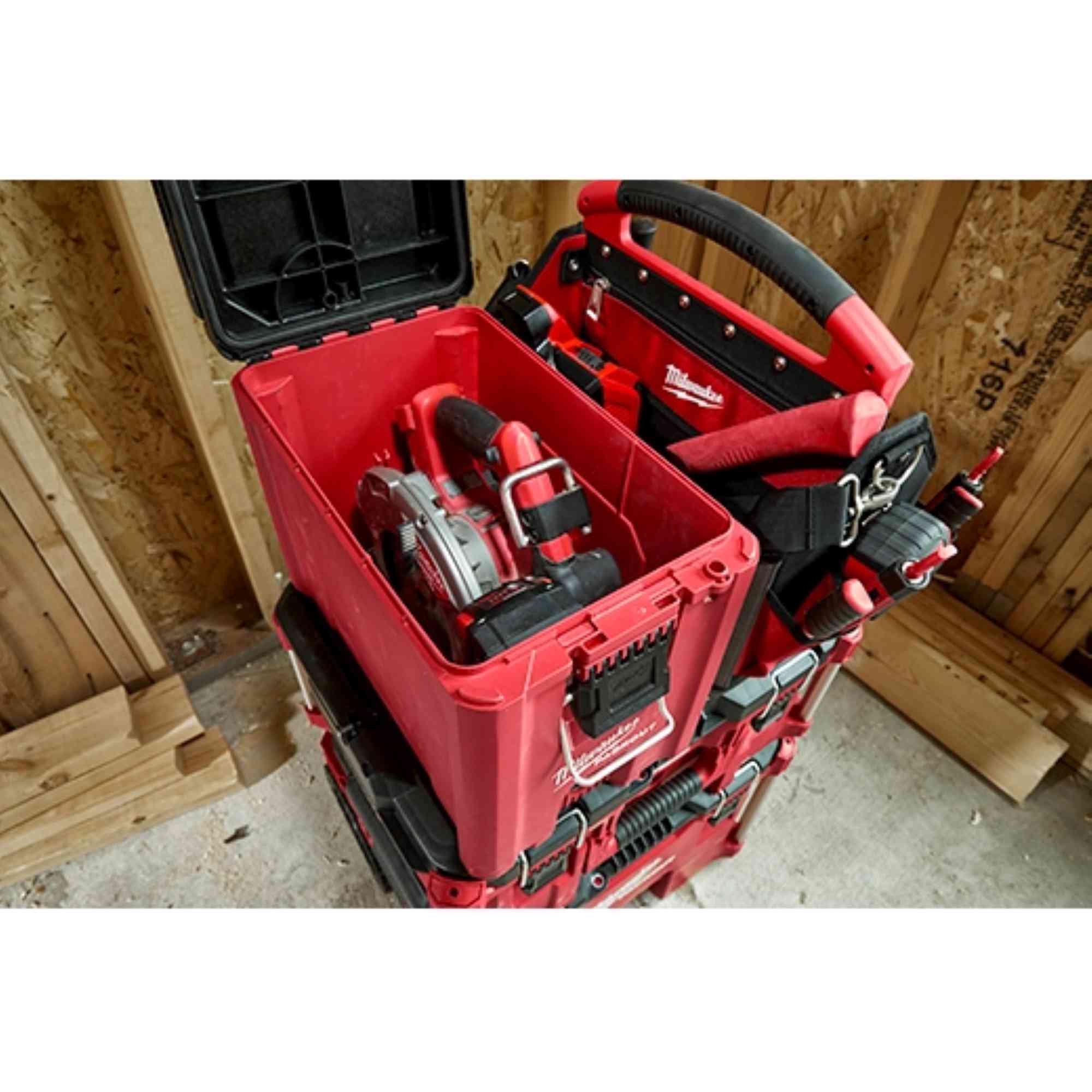 Main 6 - MILWAUKEE PACKOUT COMPACT TOOL BOX -