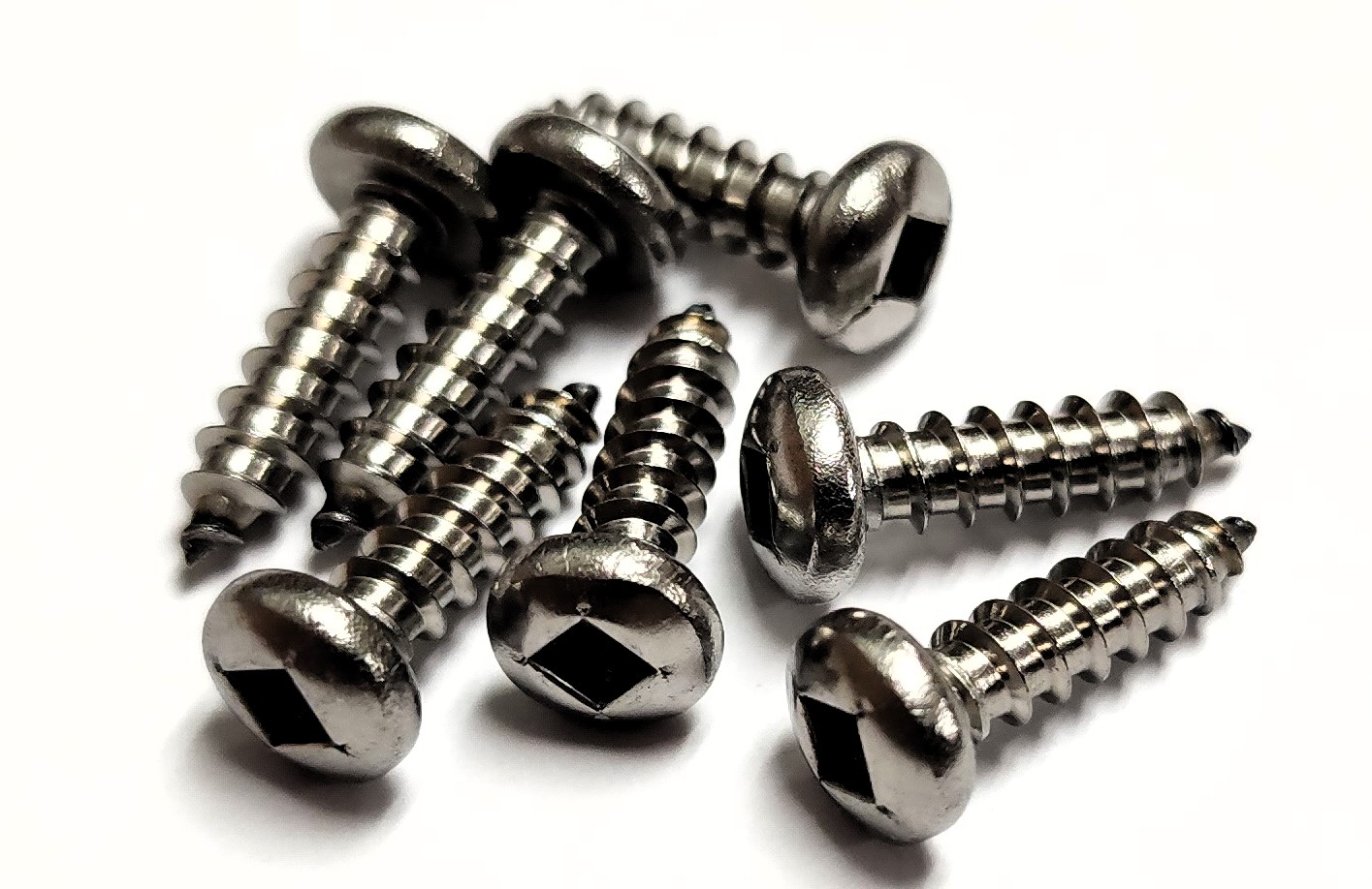 5/8" #8 PAN-HEAD METAL SCREW - STAINLESS (7 PACK) - Kilrich Building Centres