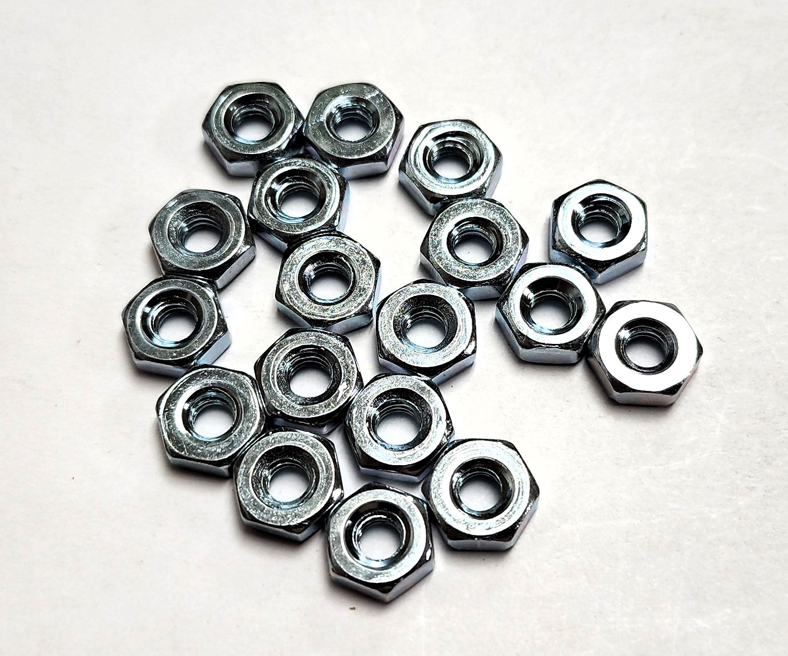 8-32 MACHINE SCREW HEXAGON NUT - ZINC-COATED (18 PACK) - Kilrich Building Centres