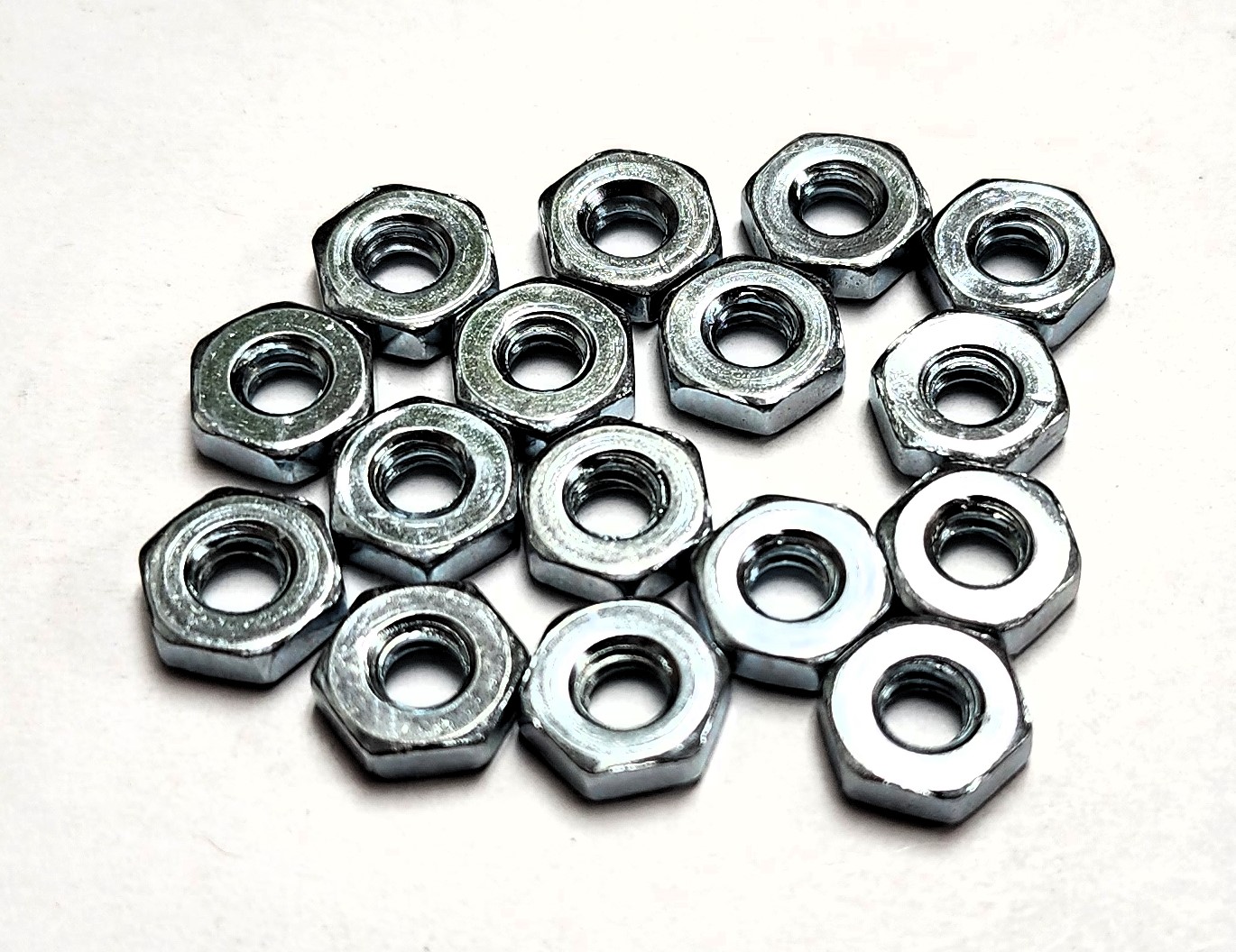 10-24 MACHINE SCREW HEXAGON NUT - ZINC-COATED (16 PACK) - Kilrich Building Centres