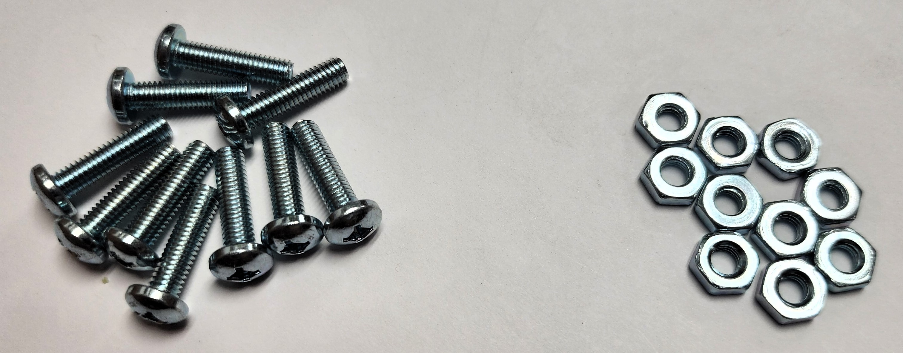 3/4" 10-32 PAN-HEAD MACHINE SCREW w/ HEXAGON NUT - ZINC-COATED (10 PACK) - Kilrich Building Centres