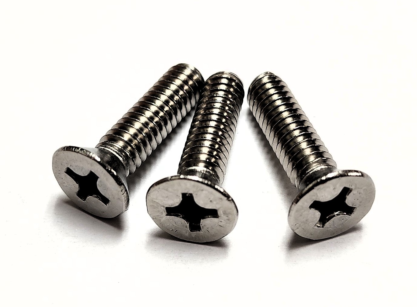 1" - 1/4" FLAT-HEAD MACHINE SCREW - STAINLESS (3 PACK) - Kilrich Building Centres