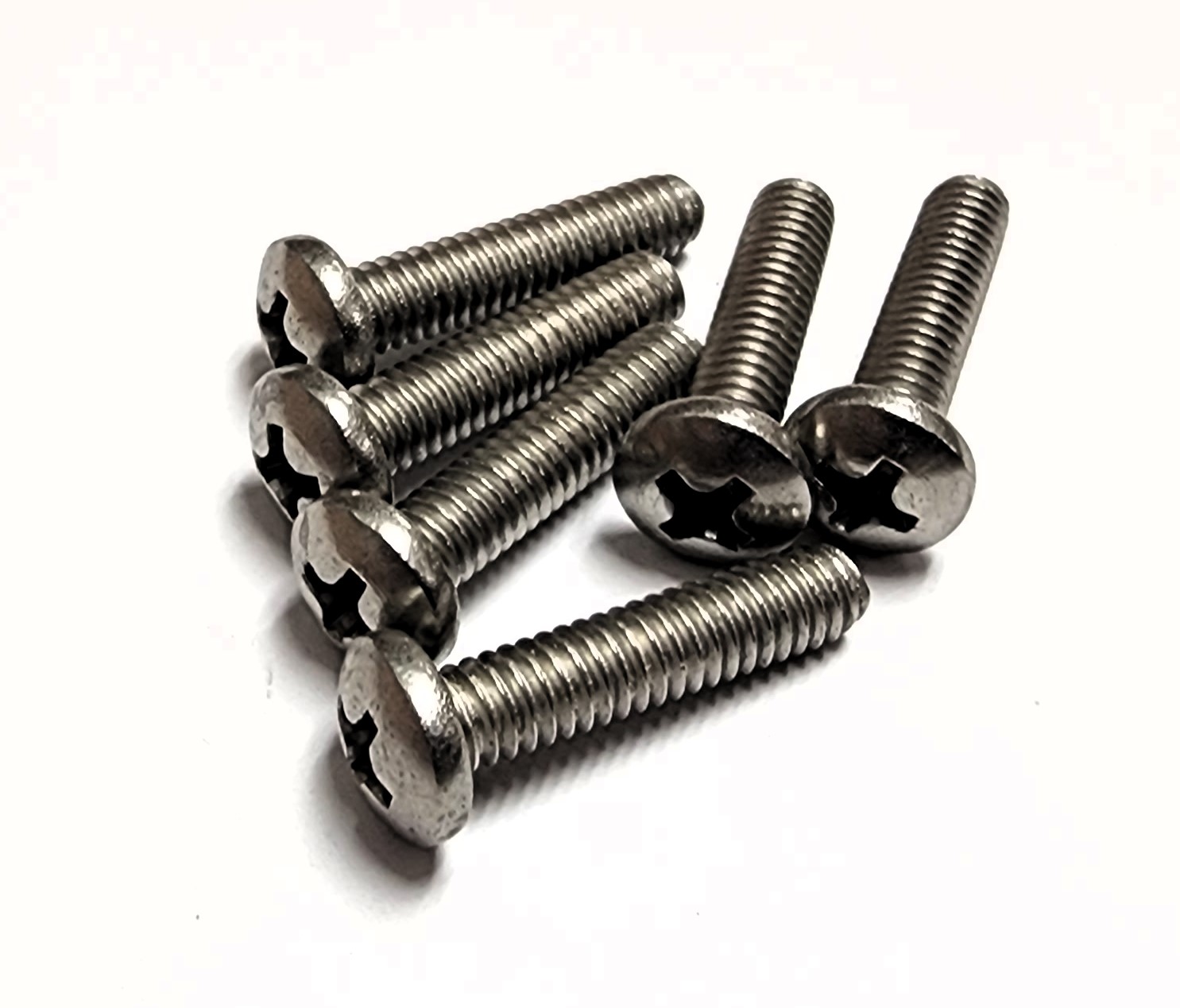 3/4" 8-32 PAN-HEAD MACHINE SCREW - STAINLESS (6 PACK) - Kilrich Building Centres