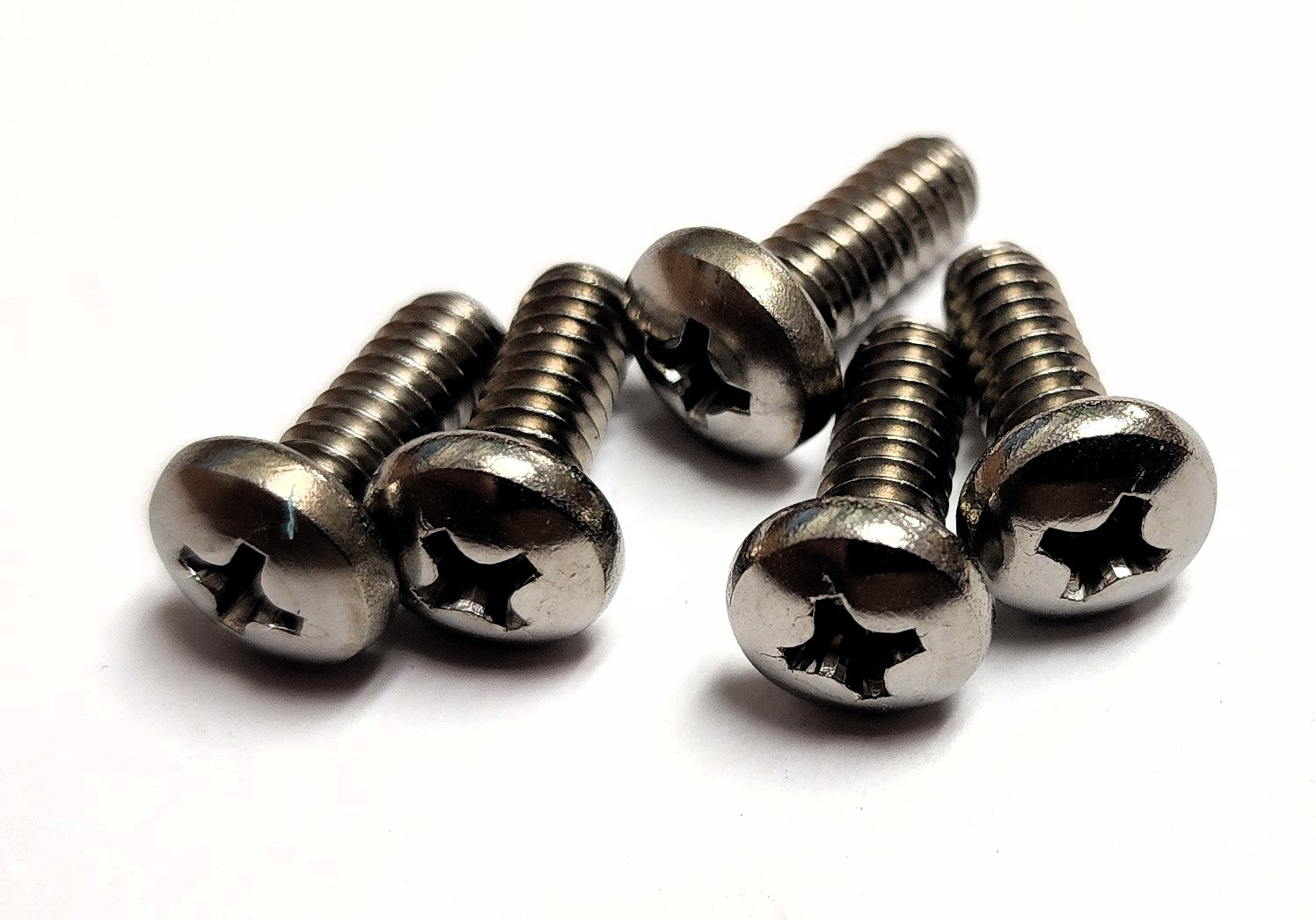 1/2" 10-24 PAN-HEAD MACHINE SCREW - STAINLESS (5 PACK) - Kilrich Building Centres