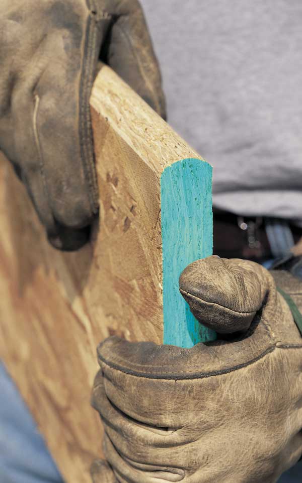 Main 1 - 1" x 11.5" x 12' OSB BULLNOSE
STAIR TREAD -