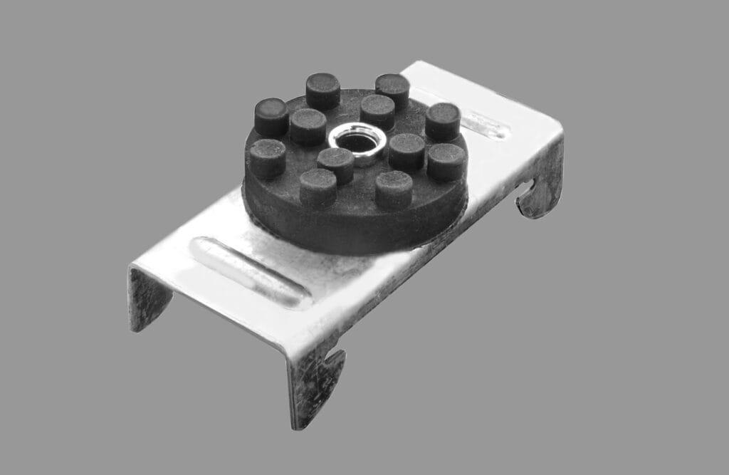 Main 3 - RESILIENT SOUND ISOLATION CLIP -